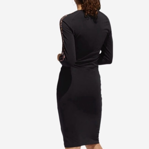 Adidas “Adicolor Classics Dress” - Picture 5 of 5